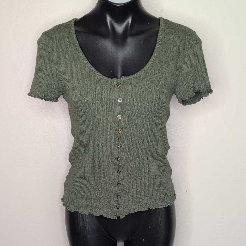 No Boundaries Fitted Green Ribbed Button-Down Top – Size M (7–9)